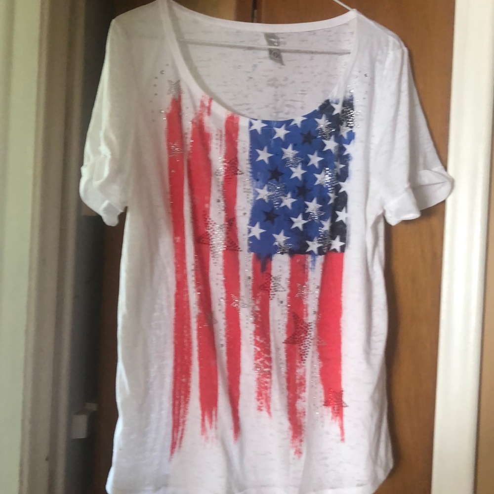 🇺🇸Very nice flag shirt!!!🇺🇸